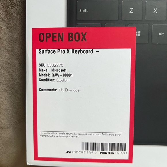Surface Pro X Keyboard (new in box) - Picture 4 of 5